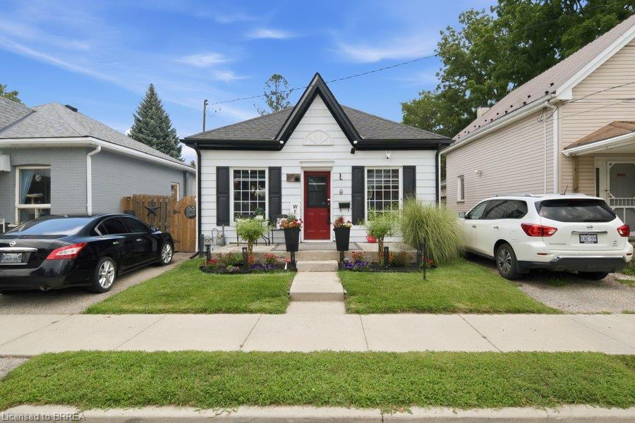 11 Esther Street Property Photo 1