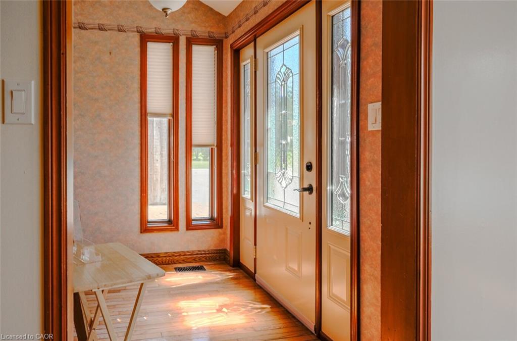 1045 Tremaine Avenue S Property Photo 11