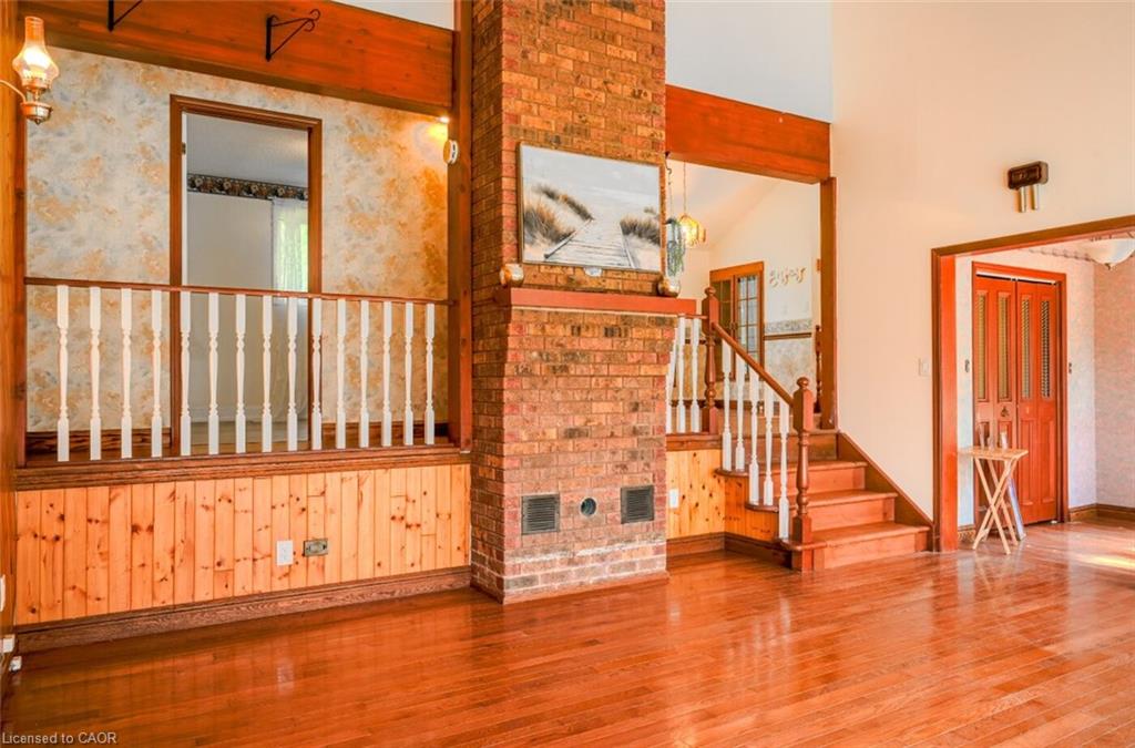1045 Tremaine Avenue S Property Photo 14