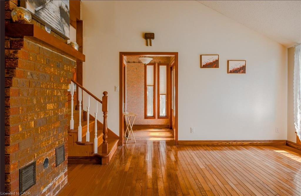 1045 Tremaine Avenue S Property Photo 16
