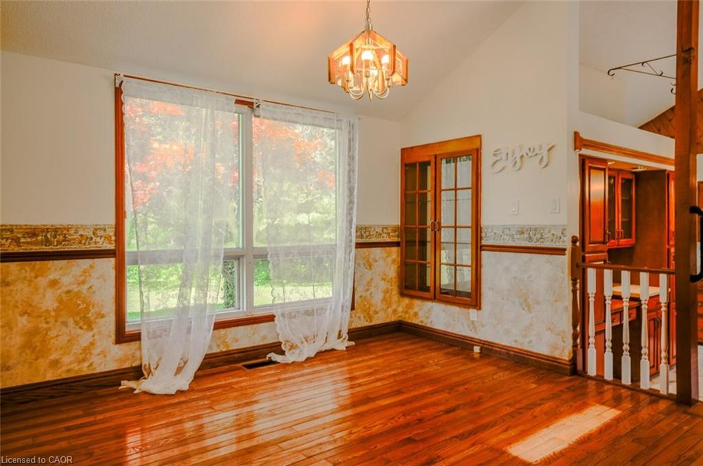 1045 Tremaine Avenue S Property Photo 19