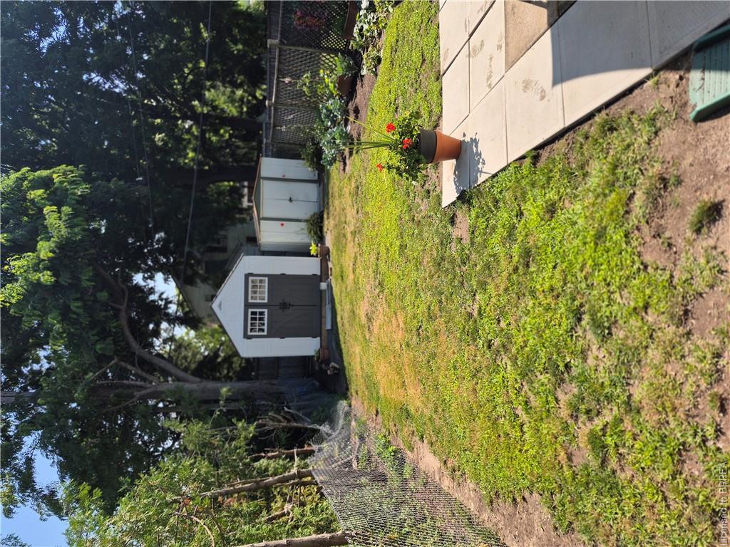 97 Colborne Street S Property Photo 4
