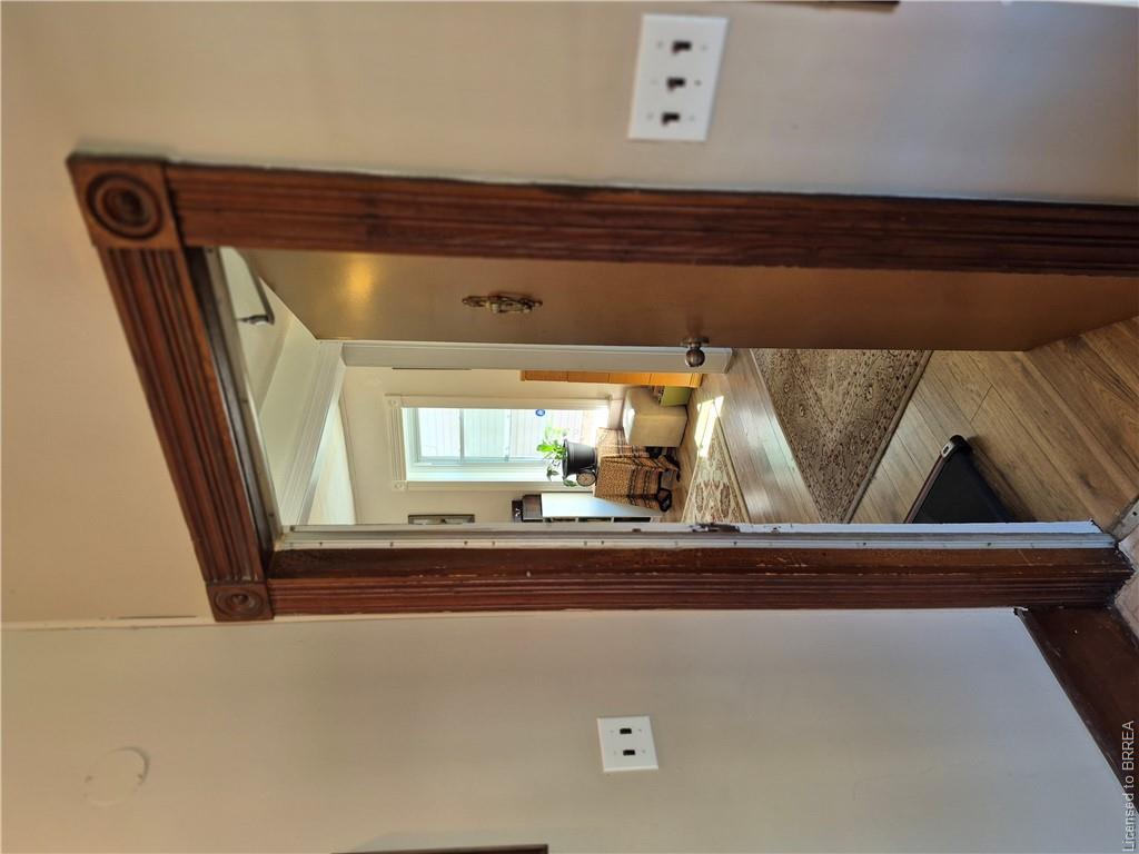 97 Colborne Street S Property Photo 10