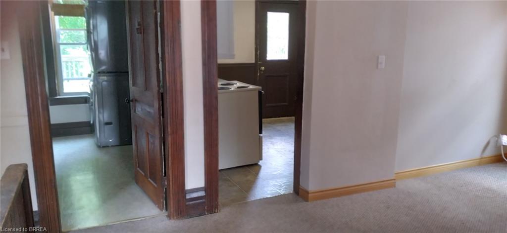 97 Colborne Street S Property Photo 35