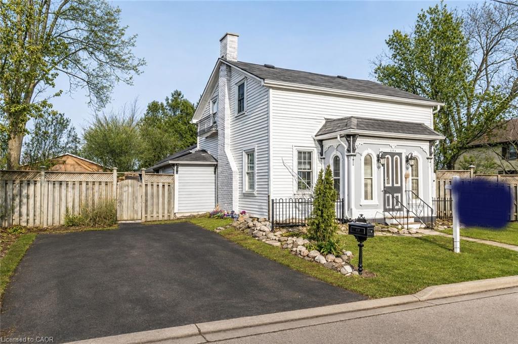 134 Kitchener Road Property Photo 1