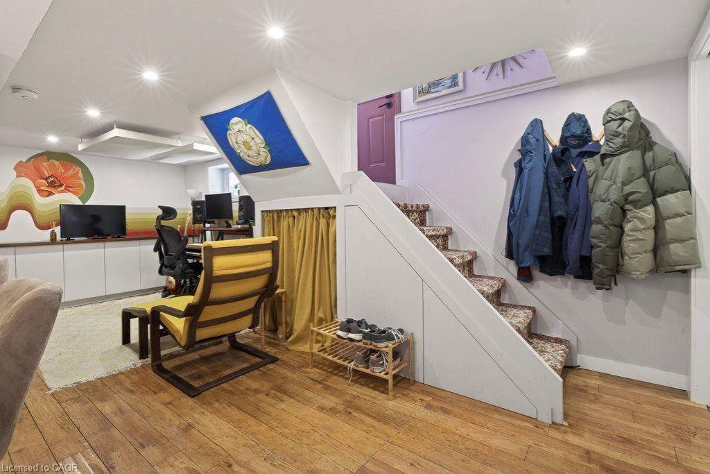 269 Stinson Crescent Property Photo 3