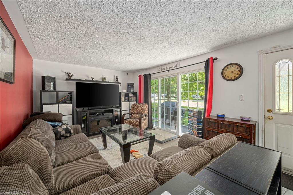 15 Middlemiss Avenue Property Photo 6