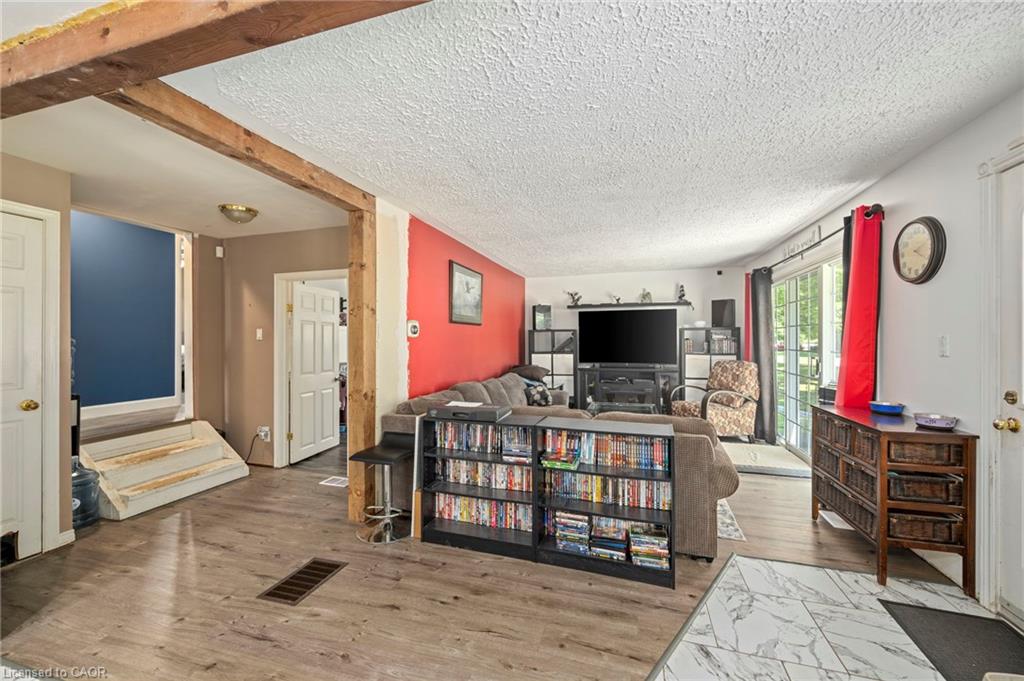 15 Middlemiss Avenue Property Photo 8