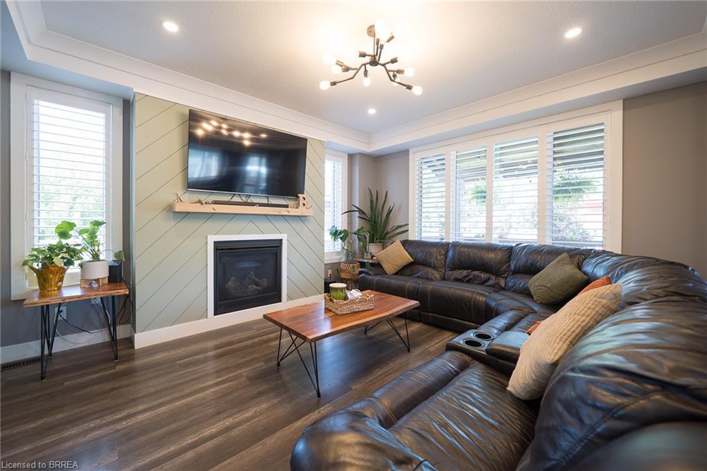 166 King Street Property Photo 8