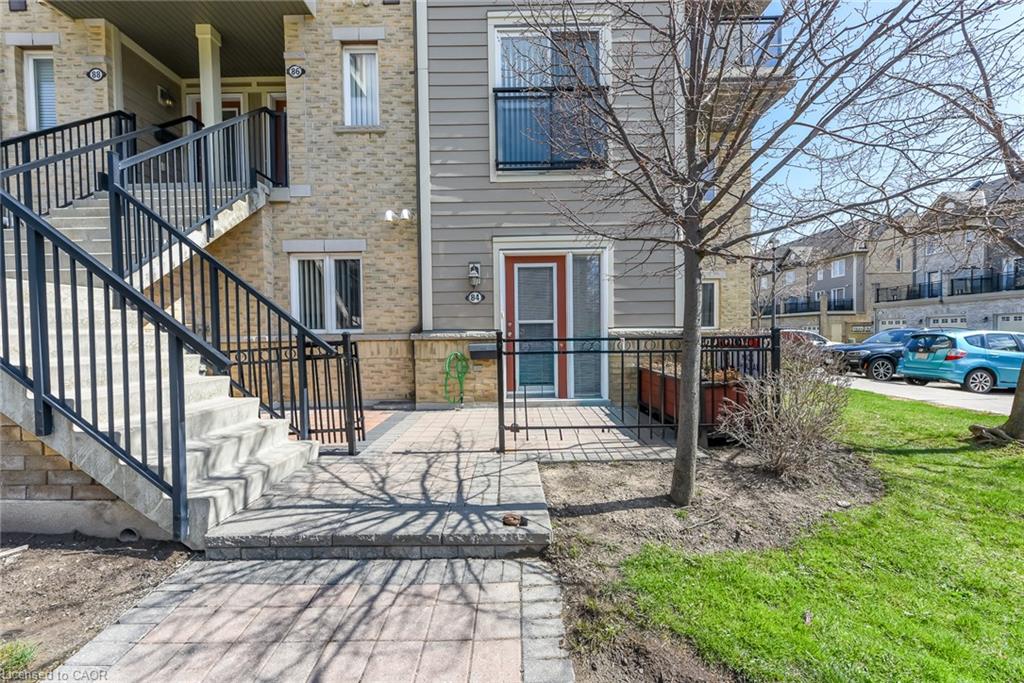 84-2891 Rio Court Property Photo 2