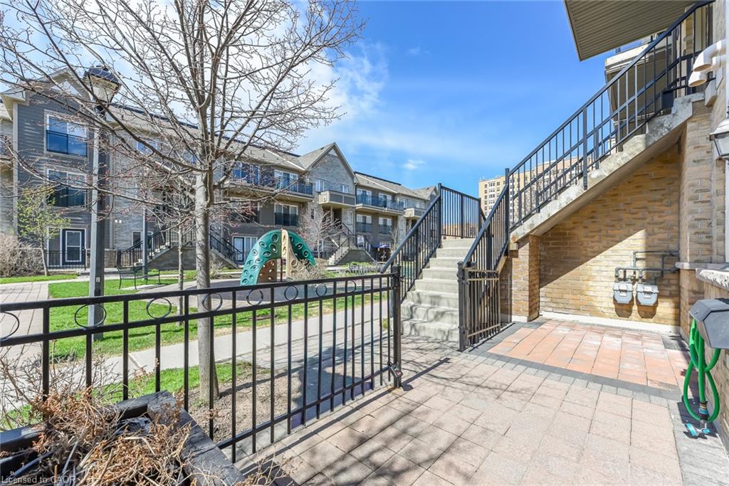 84-2891 Rio Court Property Photo 3