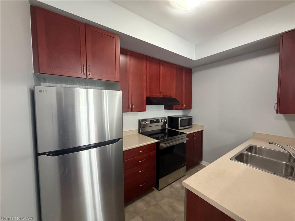 84-2891 Rio Court Property Photo 12