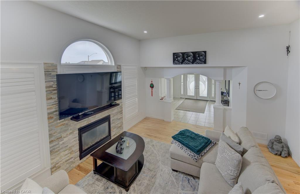 167 Westcliff Way Property Photo 10