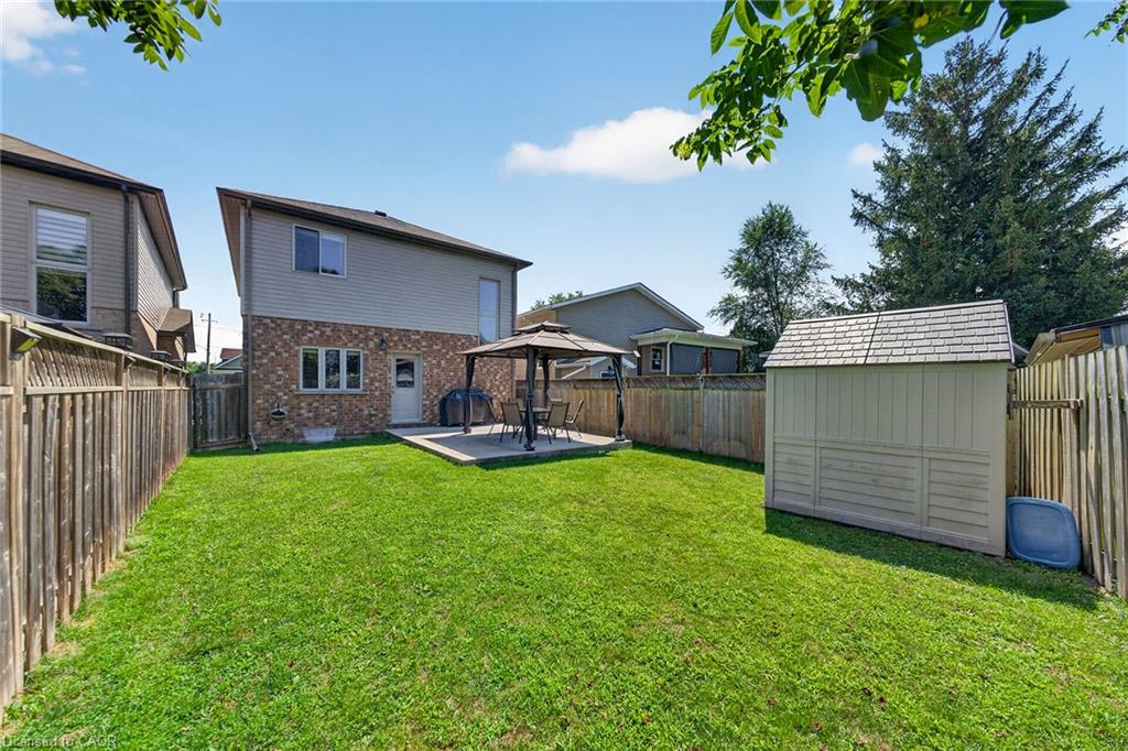 17 Grantham Avenue S Property Photo 42