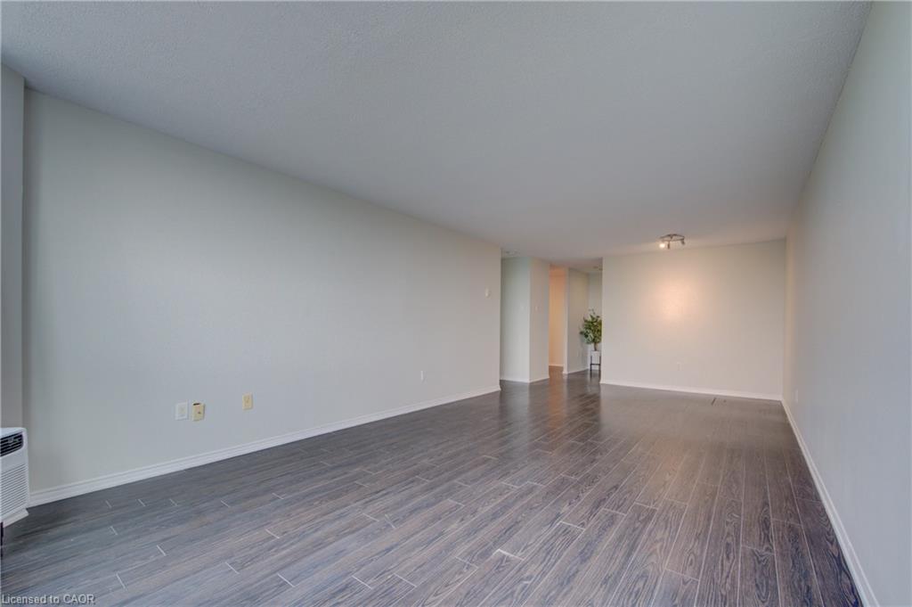 608-55 Green Valley Drive Property Photo 11
