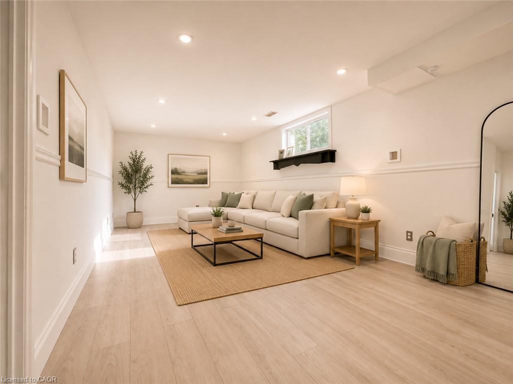 84 Elgar Avenue Property Photo 15