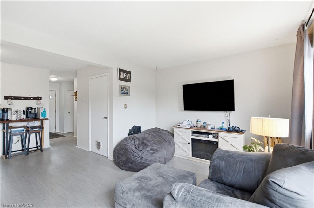 94-20 Glenvale Drive Property Photo 8
