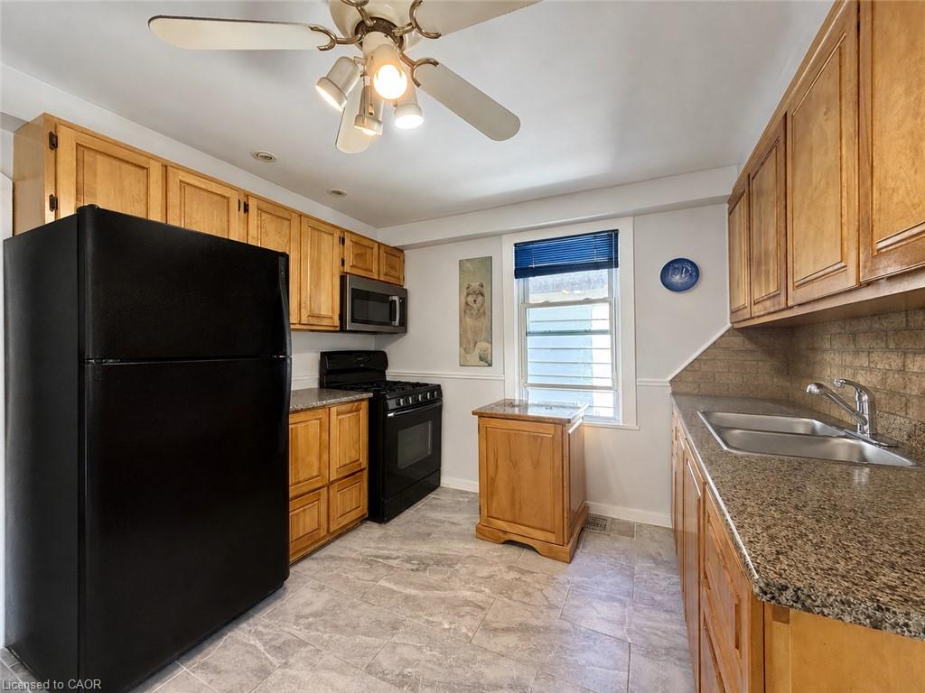 55 Holmes Avenue Property Photo 6