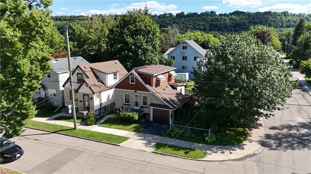 55 Holmes Avenue Property Photo 22