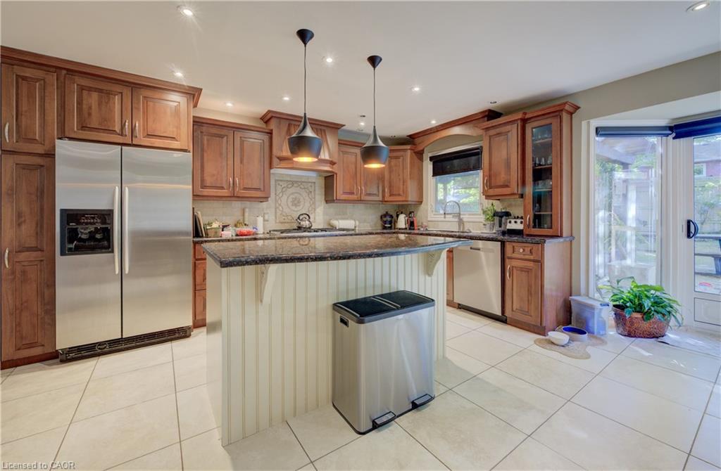 600 Highvalley Road Property Photo 4