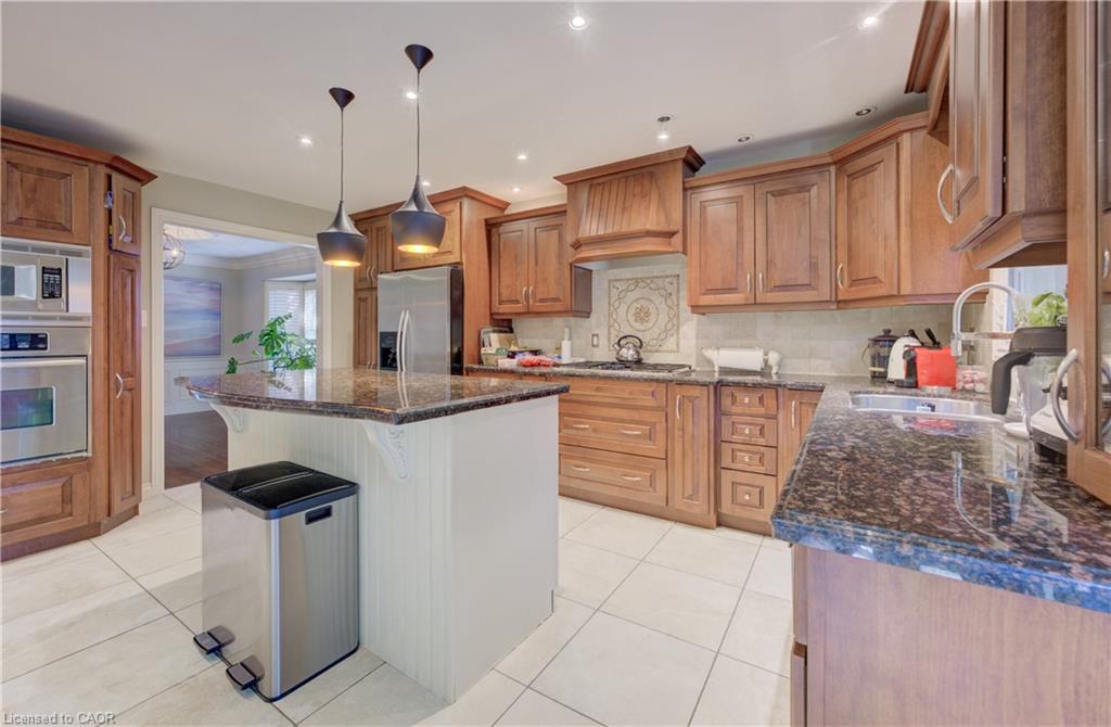 600 Highvalley Road Property Photo 5