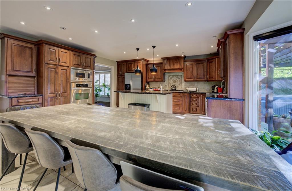 600 Highvalley Road Property Photo 9