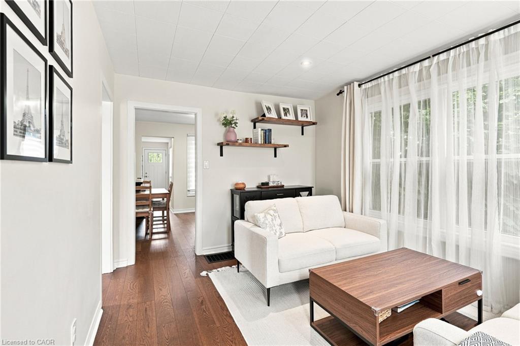 122 Limeridge Road W Property Photo 7