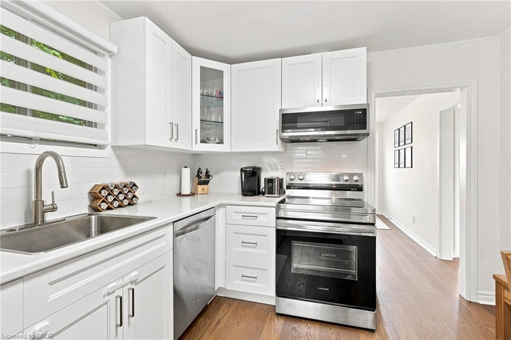 122 Limeridge Road W Property Photo 15