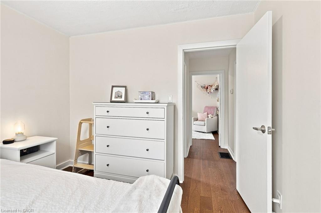 122 Limeridge Road W Property Photo 18