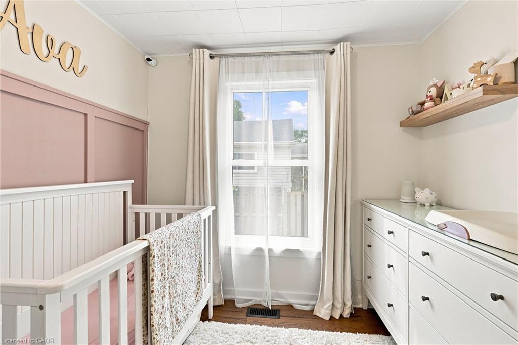 122 Limeridge Road W Property Photo 23