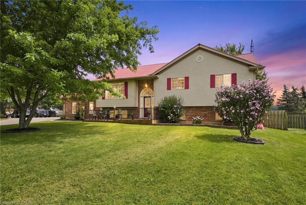 3557 Grimsby Road Property Photo 1
