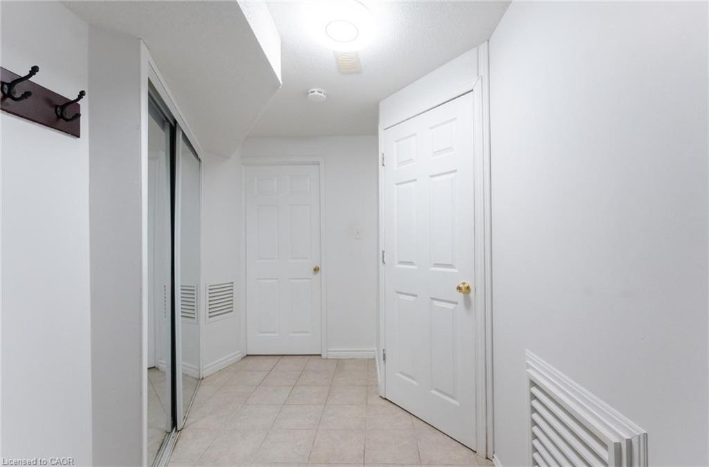 2-30 Richview Drive Property Photo 6