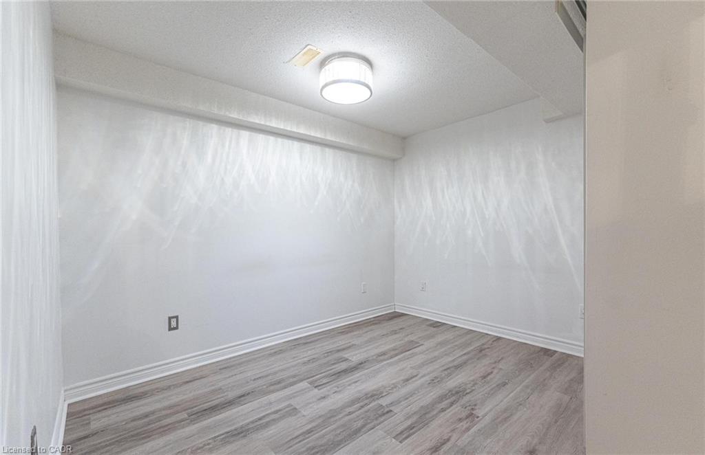 2-30 Richview Drive Property Photo 15