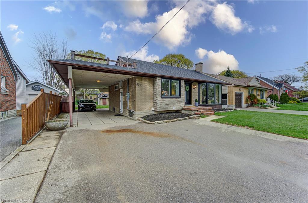 51 Rosemount Drive Property Photo 3