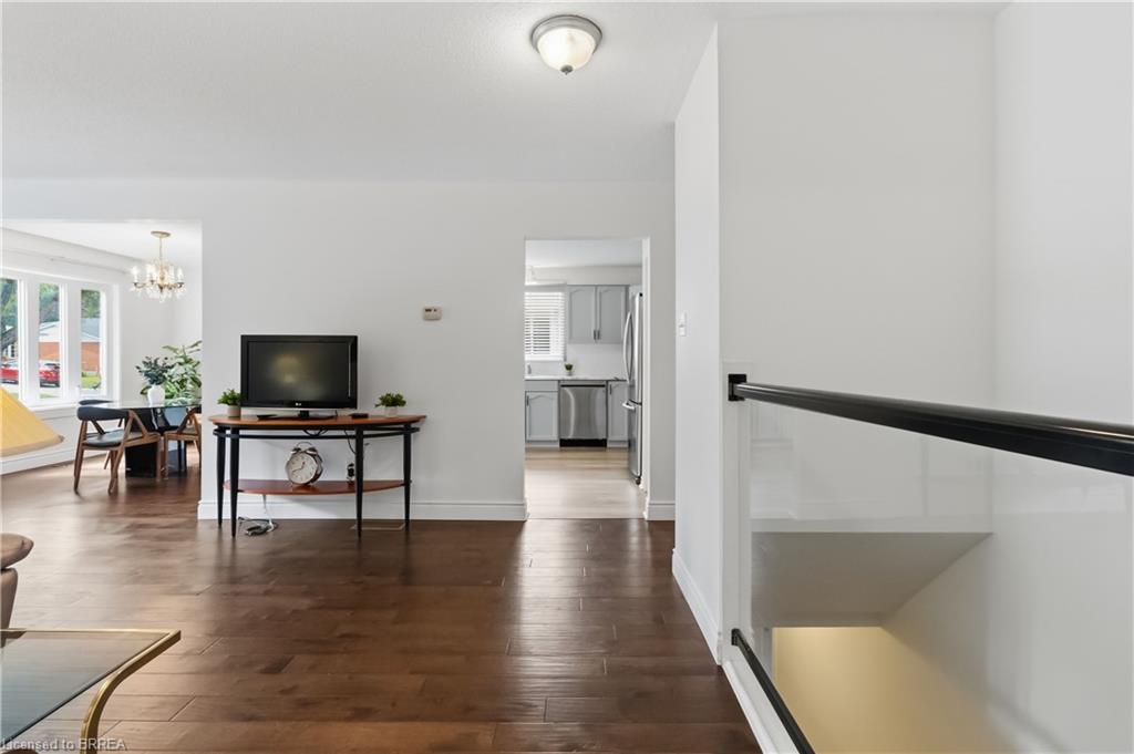 22 Allensgate Drive Property Photo 5