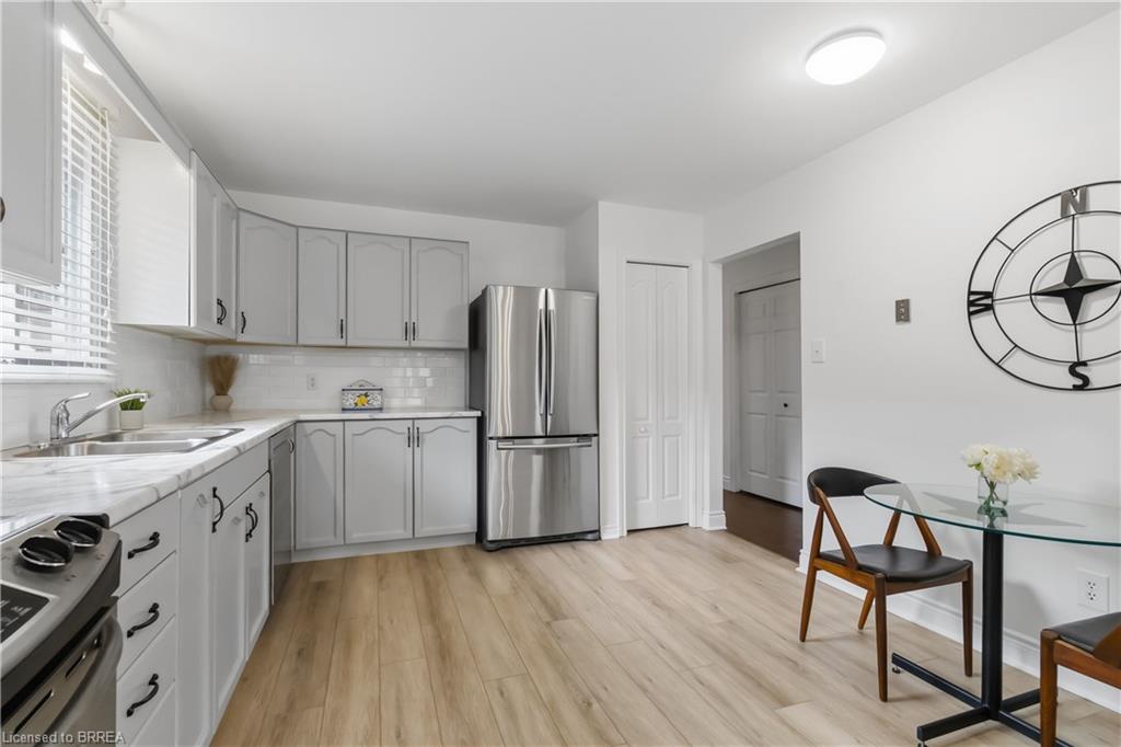 22 Allensgate Drive Property Photo 13