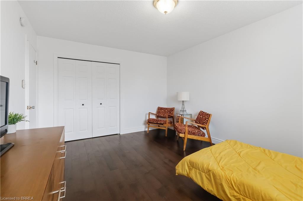 22 Allensgate Drive Property Photo 18