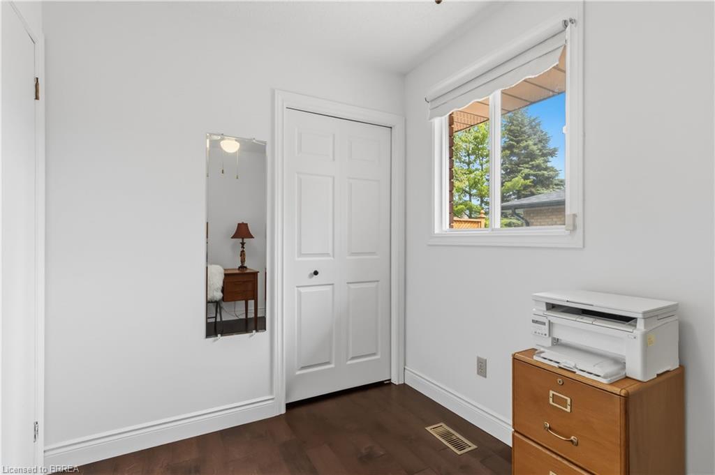 22 Allensgate Drive Property Photo 23