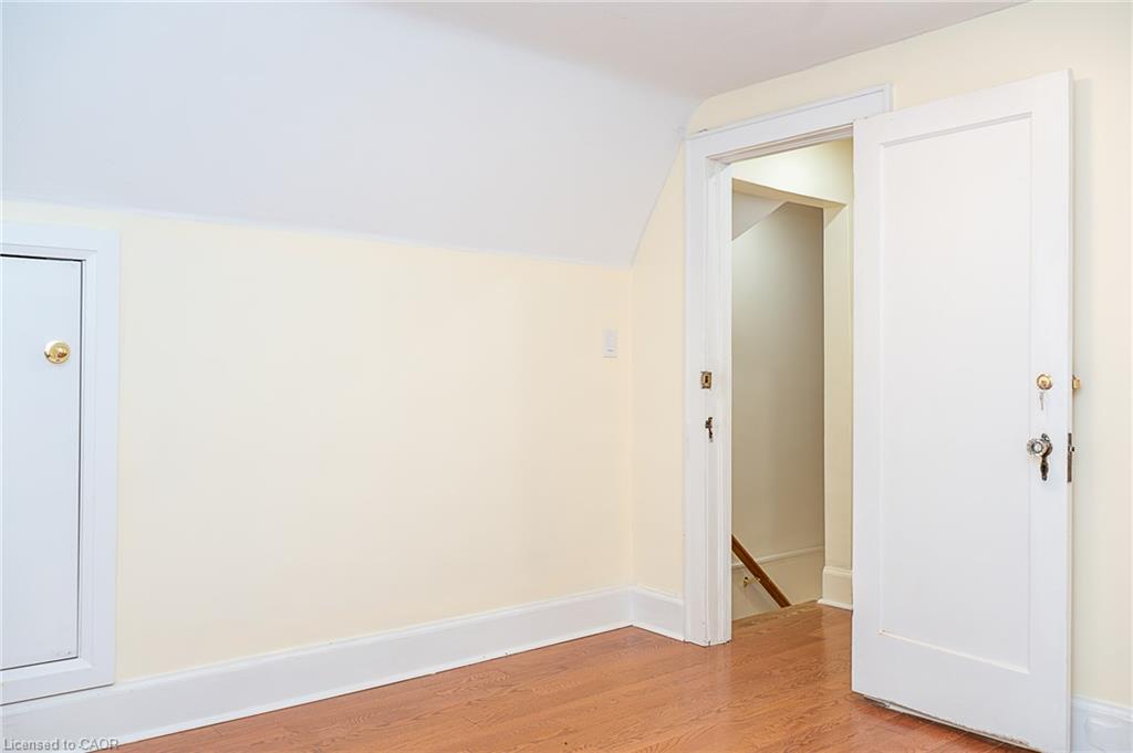 41 Paradise Road S Property Photo 20