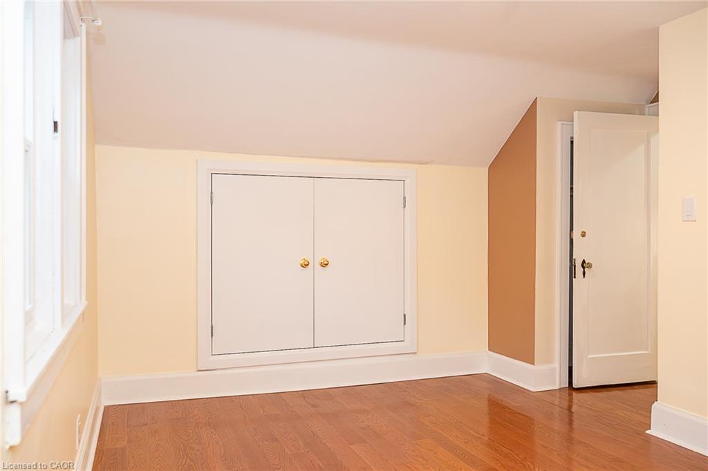 41 Paradise Road S Property Photo 24