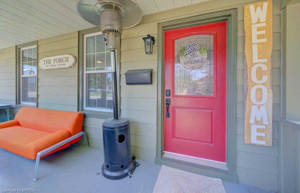4 Wellington Street Property Photo 6