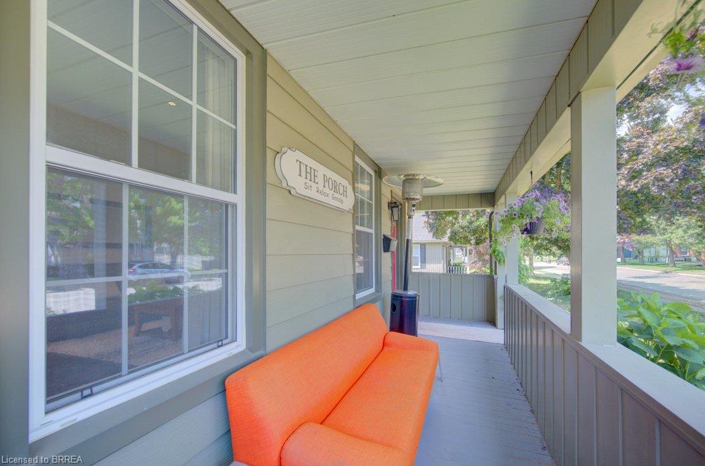 4 Wellington Street Property Photo 7