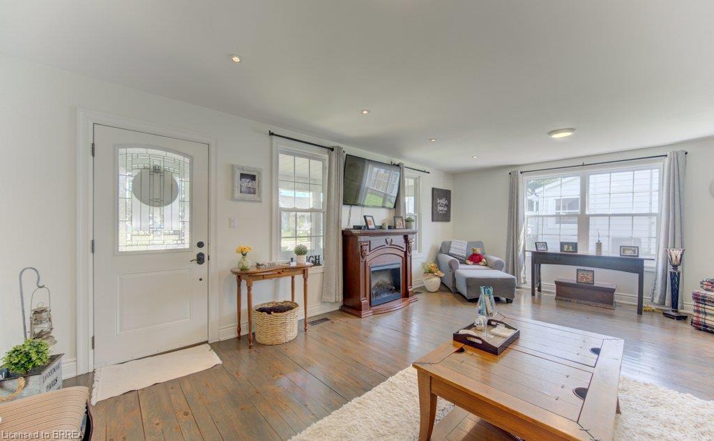 4 Wellington Street Property Photo 11