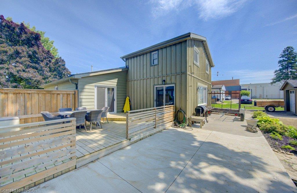 4 Wellington Street Property Photo 41