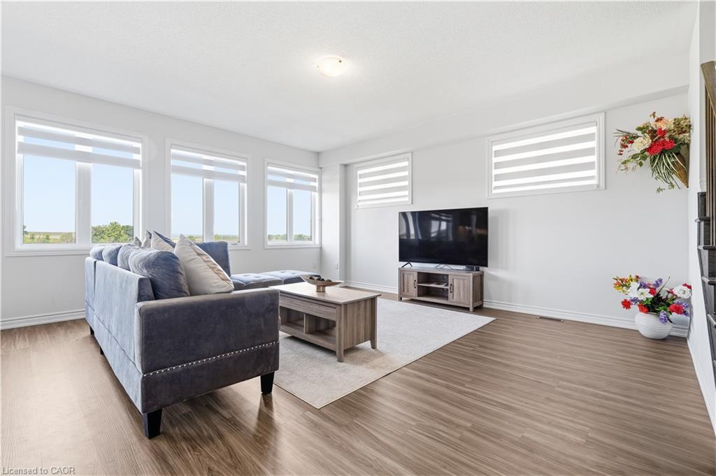 147 Midland Place Property Photo 18
