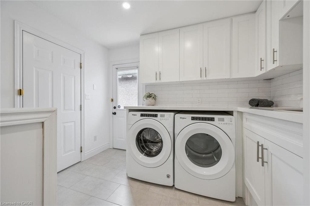 18 Keys Crescent Property Photo 20