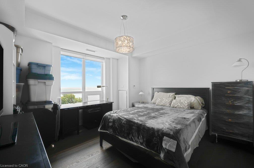 B814-3500 Lakeshore Road W Property Photo 19