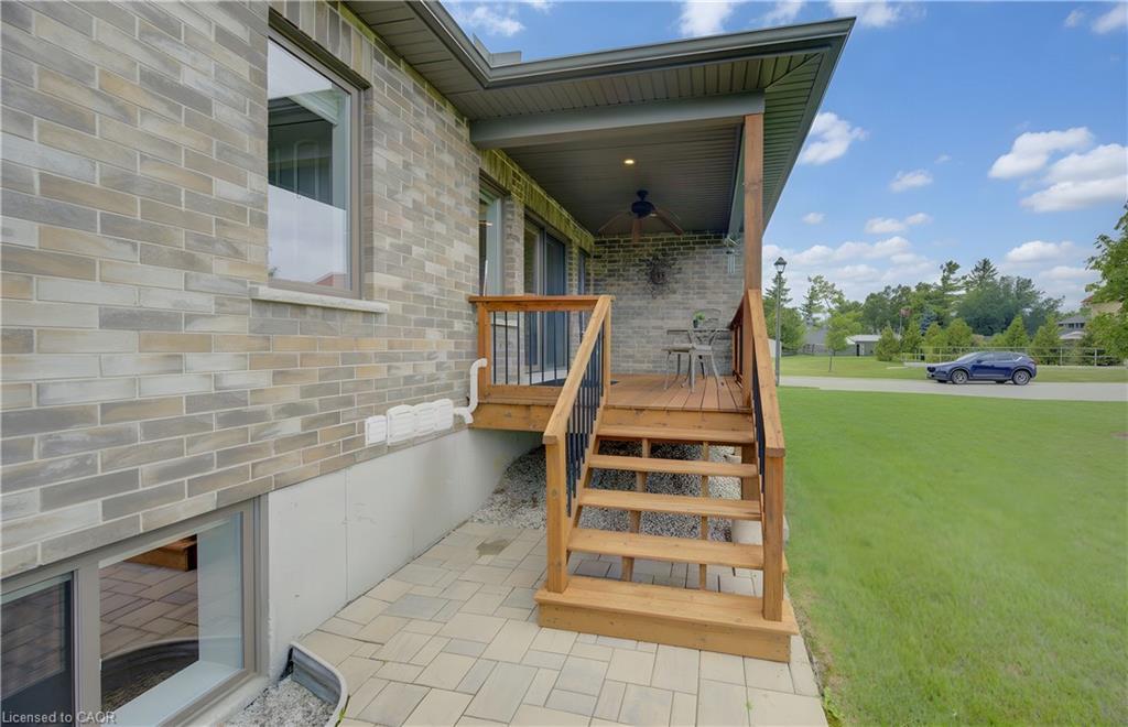 6-53 Roth Street Property Photo 37
