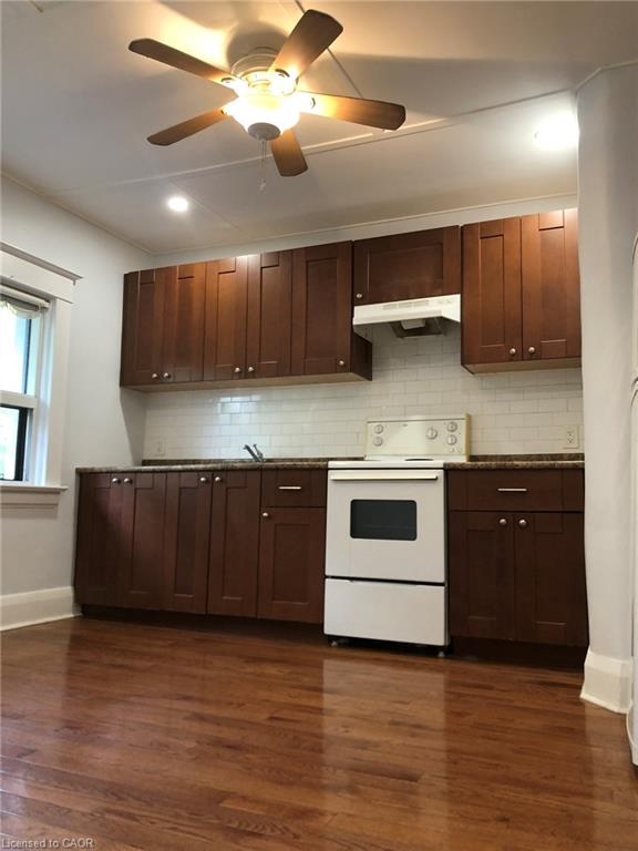 3-1052 Deta Road Property Photo 11
