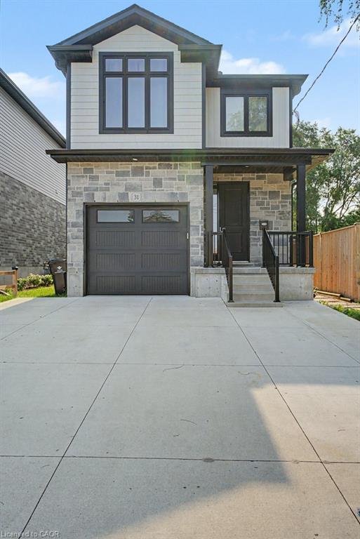 31 Fourth Avenue Property Photo 4